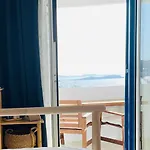 Mykonian Starling - Town N' Sunset View Appartement *
